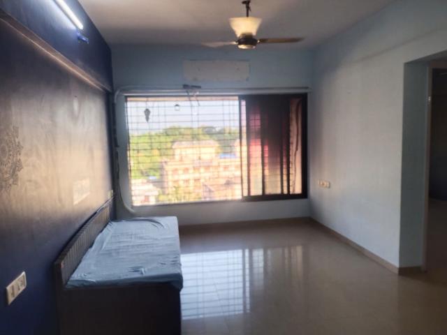 Resale | 2 BHK 636 Sq.Mt. Apartment in Dosti Olive