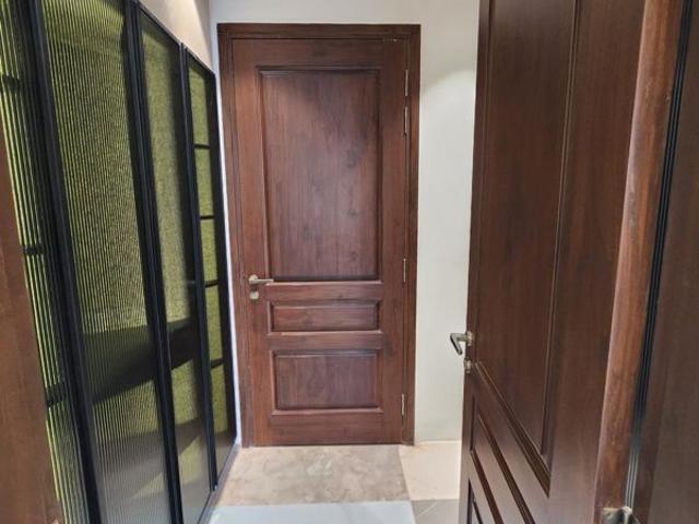 Resale | 2 BHK + 637 Sq.Ft. Apartment in Swastik Park