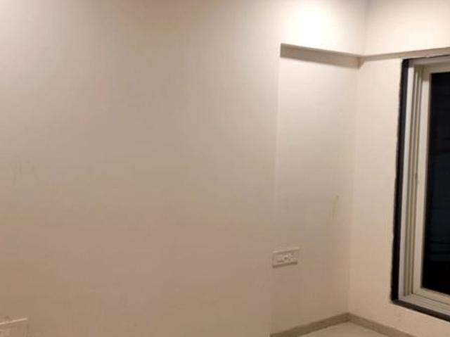Resale | 2 BHK 630 Sq.Ft. Apartment in Arihant Amara Sky