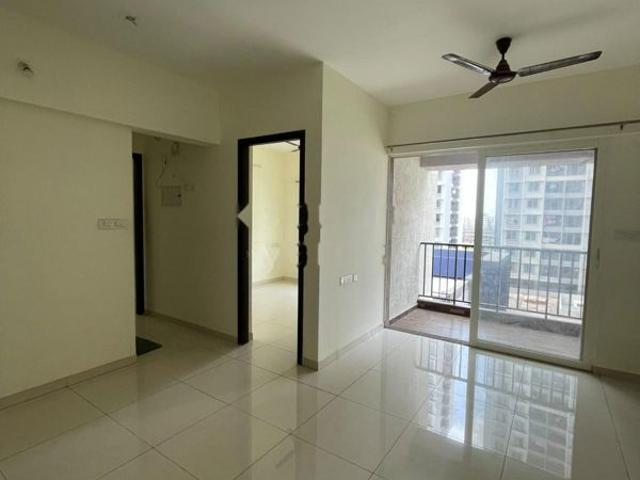 Resale | 2 BHK 630 Sq.Ft. Apartment in Kolte Patil R10