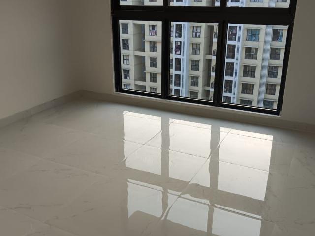 Resale | 2 BHK 632 Sq.Ft. Apartment in Runwal Gardens