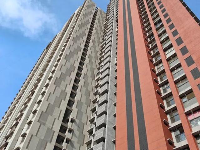 Resale | 2 BHK + 646 Sq.Ft. Apartment in Lodha Vista
