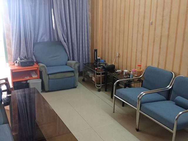 Resale | 2 BHK 649 Sq.Ft. Apartment in Mermaid Seaview