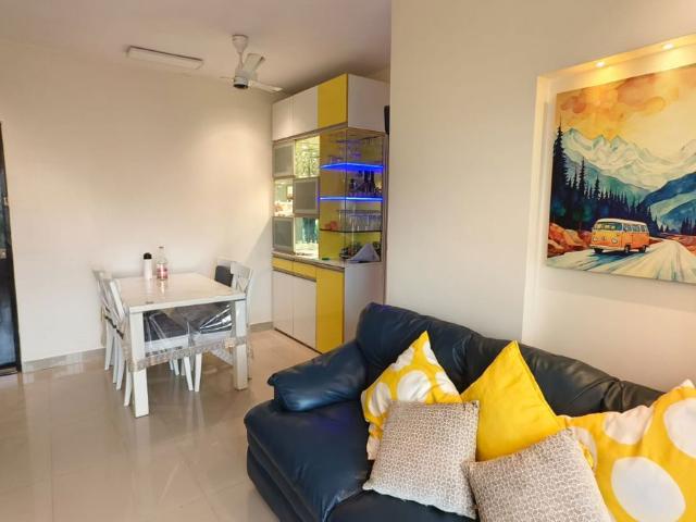 Resale | 2 BHK 640 Sq.Ft. Apartment in Rustomjee Urbania