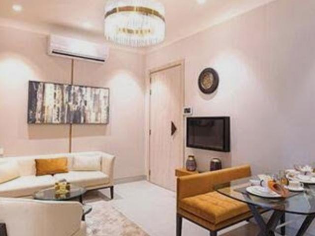 Resale | 2 BHK 655 Sq.Ft. Apartment in Nirlac Solitaire Tower