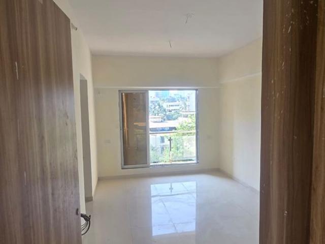 Resale | 2 BHK 650 Sq.Ft. Apartment in Yash Shilpa CHS