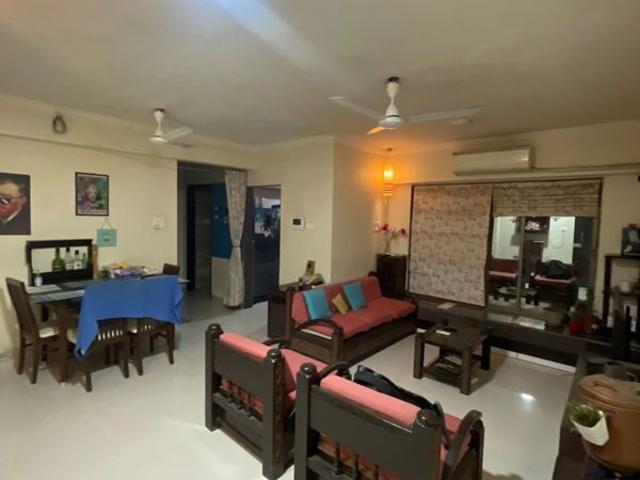 Resale | 2 BHK 650 Sq.Ft. Apartment in Amboli