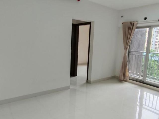 Resale | 2 BHK 650 Sq.Ft. Apartment in Ashar Metro Towers