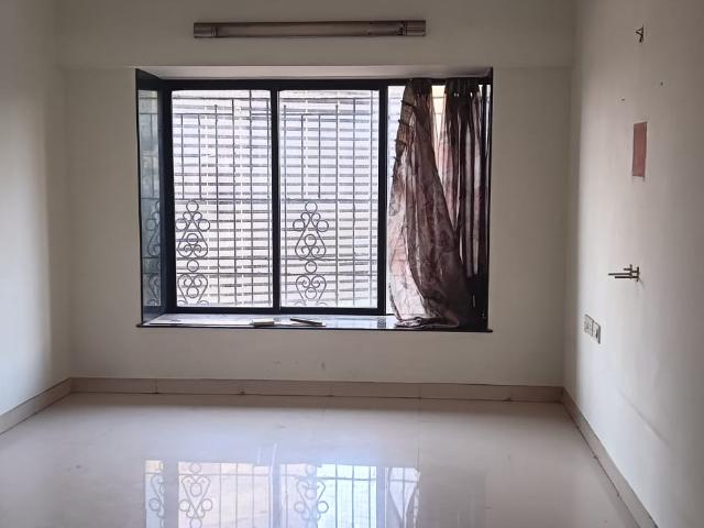 Resale | 2 BHK 650 Sq.Ft. Apartment in Dheeraj Ganga