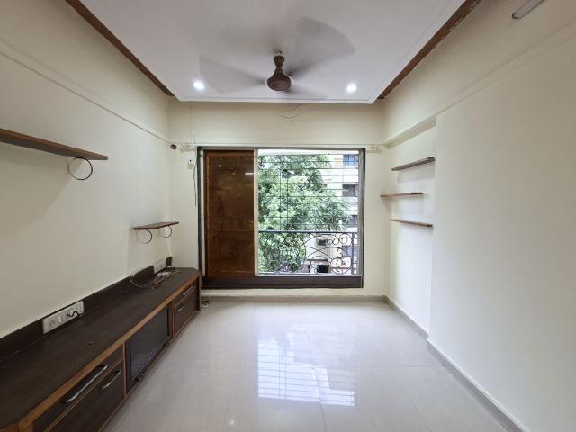 Resale | 2 BHK 650 Sq.Ft. Apartment in Gagangiri Hareshwar Paradise