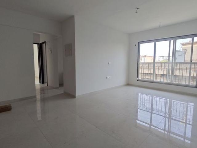Resale | 2 BHK 650 Sq.Ft. Apartment in Kalina