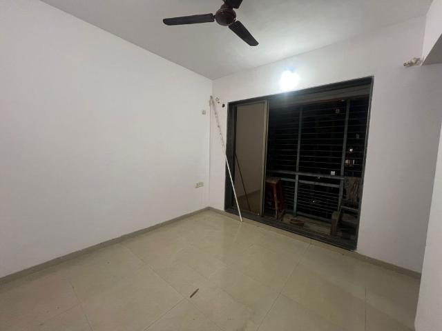 Resale | 2 BHK 650 Sq.Ft. Apartment in Kharghar