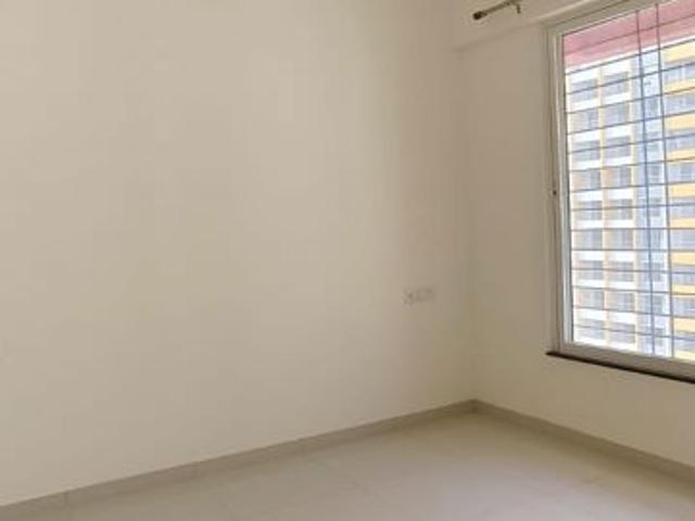 Resale | 2 BHK 650 Sq.Ft. Apartment in Kolte Patil Life Republic R 10