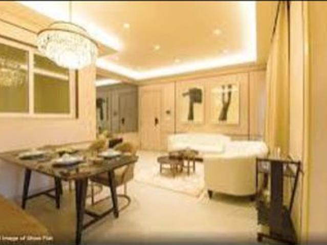 Resale | 2 BHK 650 Sq.Ft. Apartment in Om Realtor Royal Enclave