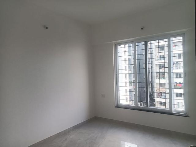 Resale | 2 BHK 650 Sq.Ft. Apartment in RR Lunkad 66 Avenue