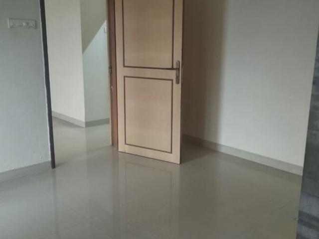 Resale | 2 BHK 652 Sq.Ft. Apartment in K Raheja Interface Heights