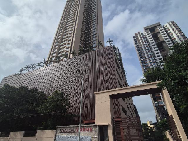 Resale | 2 BHK 665 Sq.Ft. Apartment in Kamdhenu Vogue