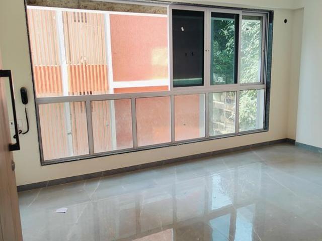 Resale | 2 BHK 665 Sq.Ft. Apartment in Malad West