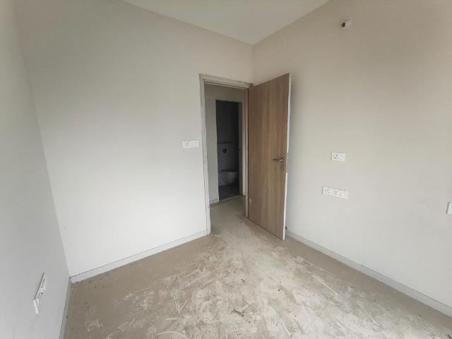 Resale | 2 BHK + 668 Sq.Ft. Apartment in Khar West