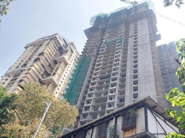 Resale | 2 BHK + 660 Sq.Ft. Apartment in Infinity Residences