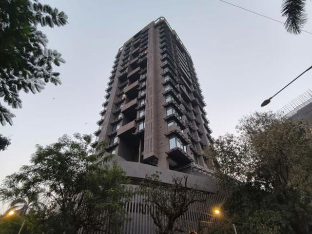 Resale | 2 BHK 660 Sq.Ft. Apartment in KL Astoria
