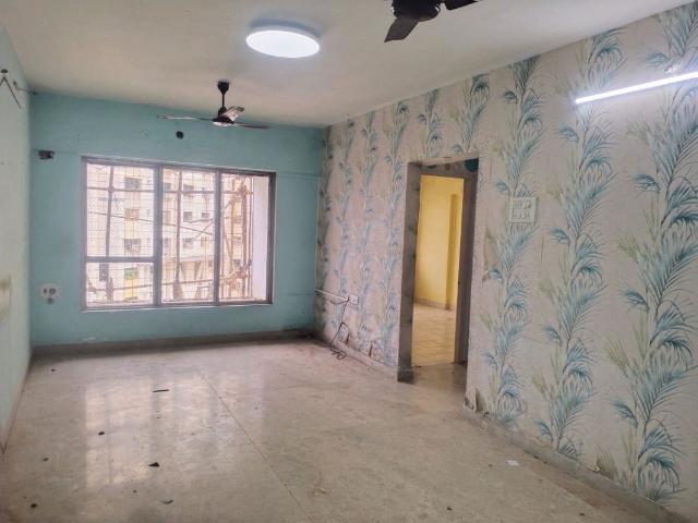 Resale | 2 BHK + 676 Sq.Ft. Apartment in Aristo Lloyds Estate