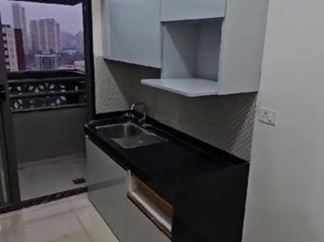 Resale | 2 BHK 679 Sq.Ft. Apartment in Lower Parel