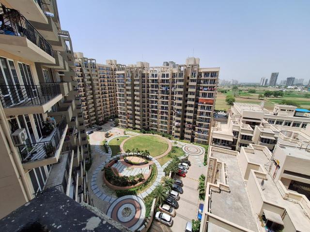 Resale | 2 BHK 679 Sq.Ft. Apartment in Signature Global Grand Iva