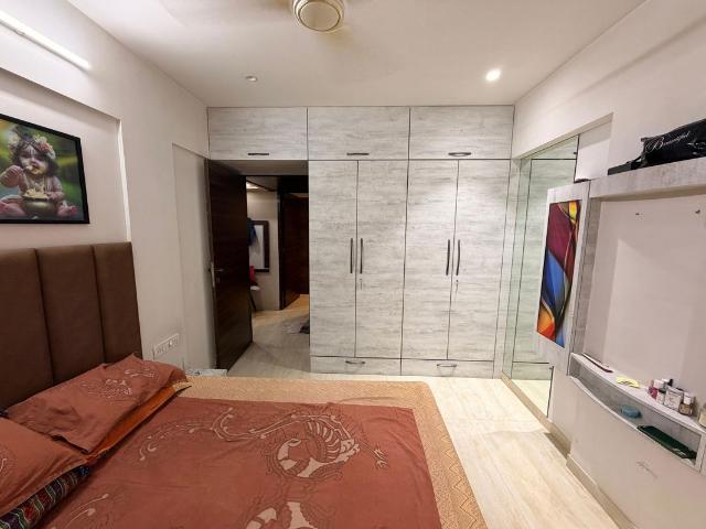 Resale | 2 BHK 670 Sq.Ft. Apartment in Borivali East