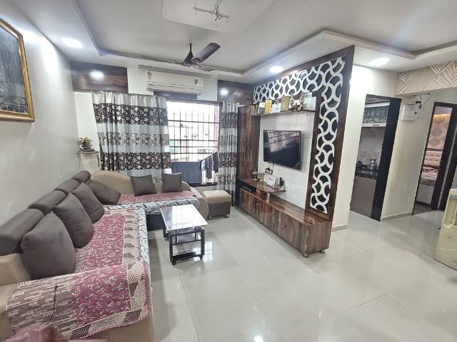 Resale | 2 BHK 670 Sq.Ft. Apartment in Dosti Planet North