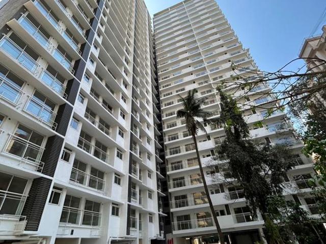 Resale | 2 BHK + 670 Sq.Ft. Apartment in Prabhadevi CHS
