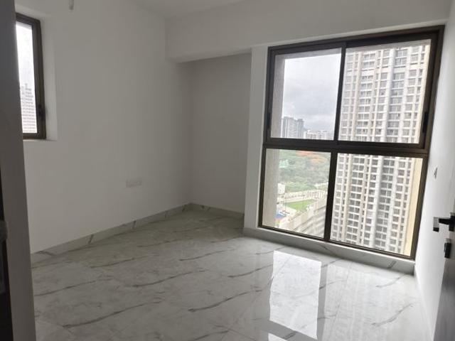 Resale | 2 BHK 670 Sq.Ft. Apartment in Raymond Ten X Habitat