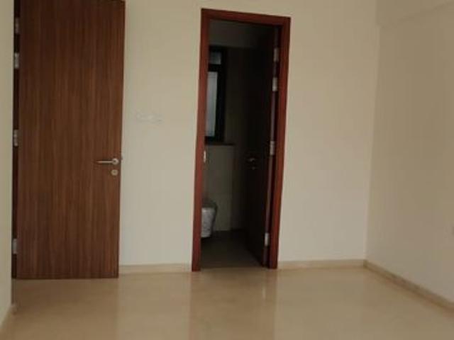 Resale | 2 BHK 670 Sq.Ft. Apartment in Shapoorji Pallonji Vicinia
