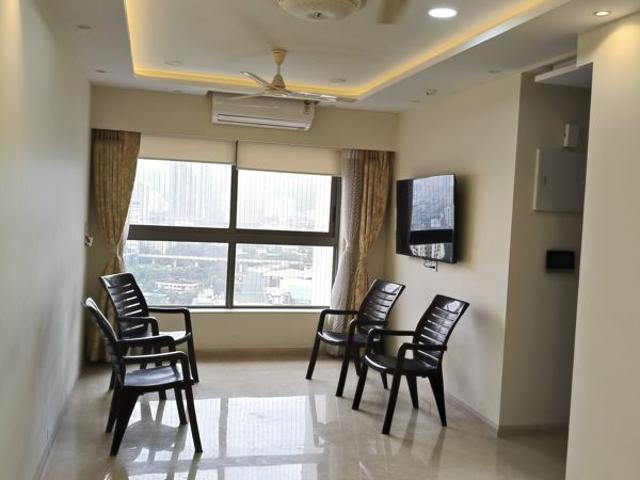 Resale | 2 BHK 672 Sq.Ft. Apartment in Kalpataru Paramount
