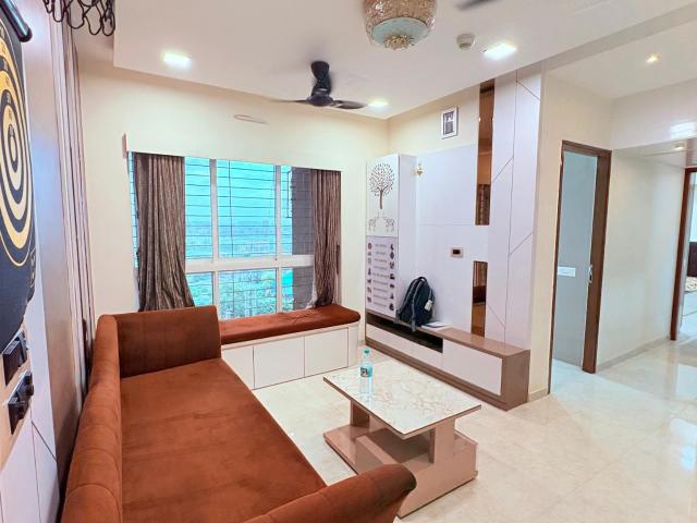 Resale | 2 BHK 672 Sq.Ft. Apartment in Lodha Amara