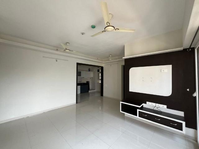 Resale | 2 BHK 672 Sq.Ft. Apartment in Nyati Elysia