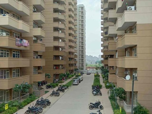 Resale | 2 BHK 673 Sq.Ft. Apartment in Pyramid Elite