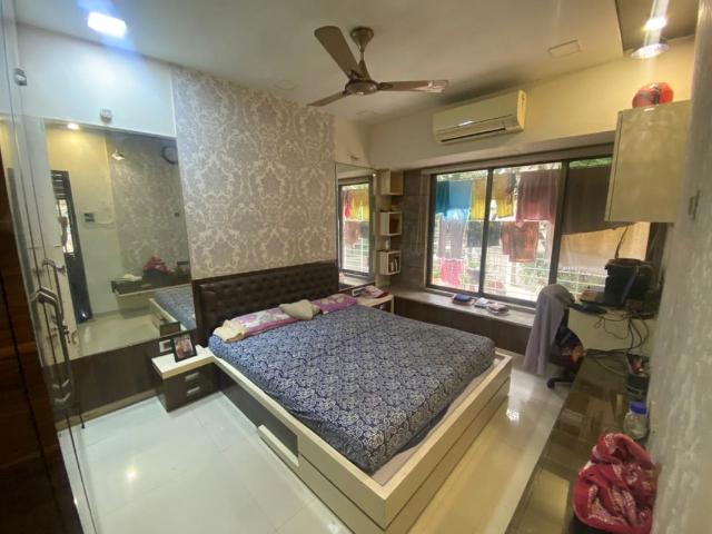 Resale | 2 BHK 685 Sq.Ft. Apartment in Narayan Heritage CHS Ltd