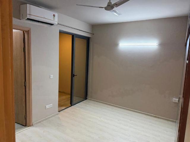 Resale | 2 BHK 686 Sq.Ft. Apartment in Signature The Millennia 2