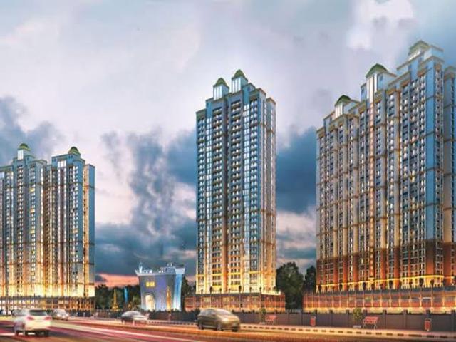 Resale | 2 BHK 689 Sq.Ft. Apartment in Paradise Sai World City Phase 2