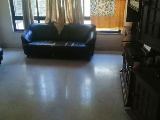 Resale | 2 BHK 680 Sq.Ft. Apartment in Alkapuri Society