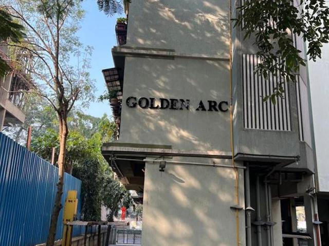 Resale | 2 BHK + 680 Sq.Ft. Apartment in Gurukrupa Golden Arch