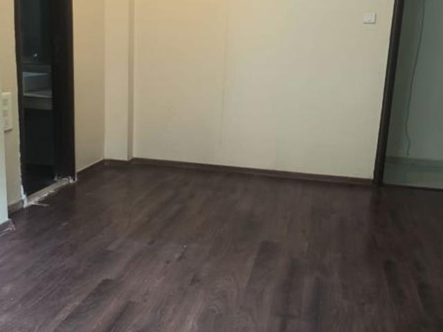 Resale | 2 BHK + 680 Sq.Ft. Apartment in K Raheja Vihar