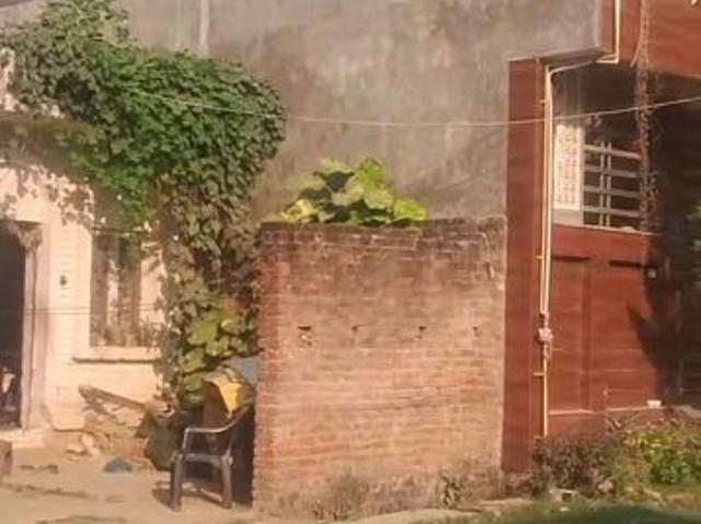 Resale | 2 BHK + 680 Sq.Ft. Independent House in UPAVP Amrapali Enclave