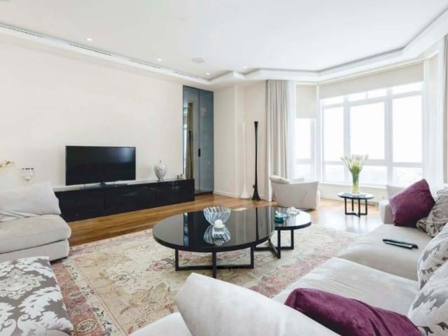 Resale | 2 BHK + 682 Sq.Ft. Apartment in Jivan Prakash Apartment