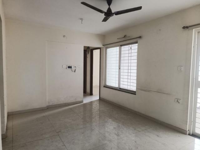 Resale | 2 BHK 696 Sq.Ft. Apartment in Prathamesh Excellencia