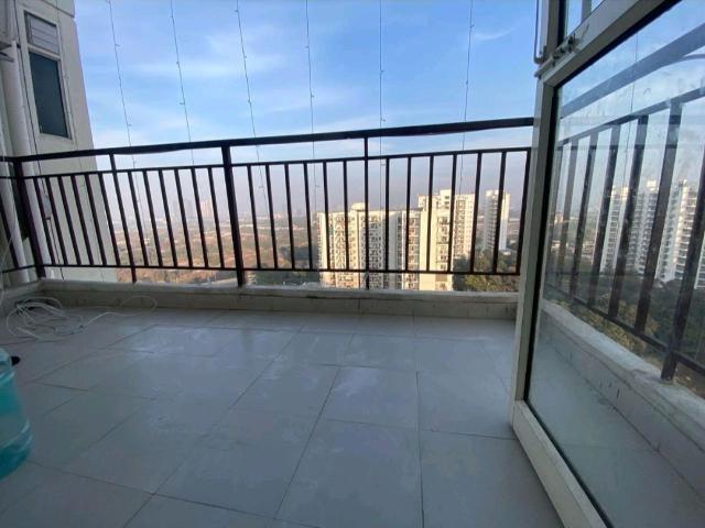 Resale | 2 BHK 698 Sq.Ft. Apartment in Pyramid Pride