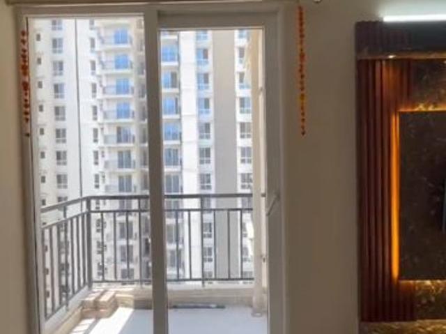 Resale | 2 BHK 698 Sq.Ft. Apartment in Signature Global Prime Phase 2