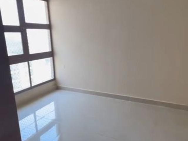 Resale | 2 BHK 698 Sq.Ft. Apartment in Signature Global Prime