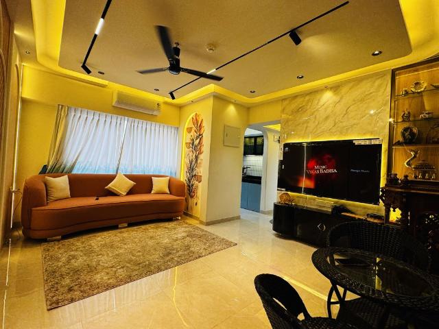 Resale | 2 BHK 690 Sq.Ft. Apartment in Rashi 27 East
